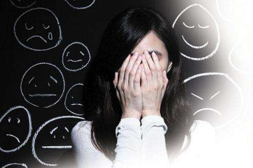 泰安心理咨询工作中，有的来访者会脱掉自己的衣服暴露自己的身体，这是为何？